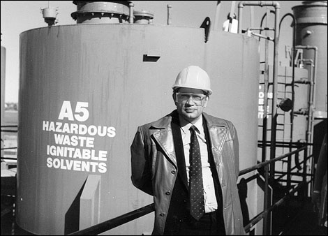 На заводе по переработке токсичных отходов