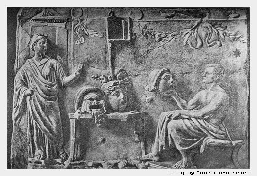 Менамдр в мастерской театральных масок