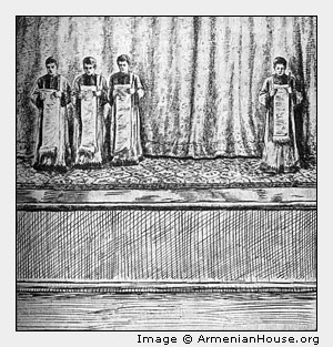 «Чтение перед занавесом» в армянской церкви