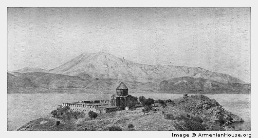 Остров Ахтамар на озере Ван