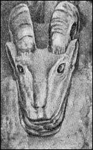 Ахтамарские театральные маски, изображающие 
    зверей и домашних животных